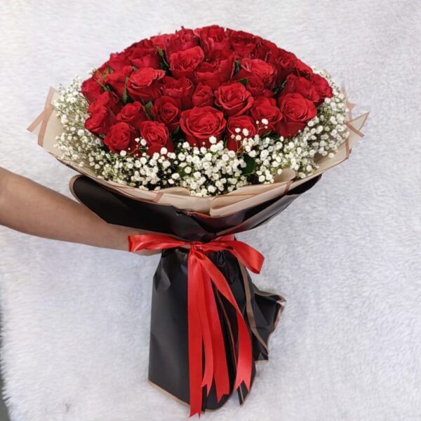 Eternal Love – Premium Red Rose Bouquet